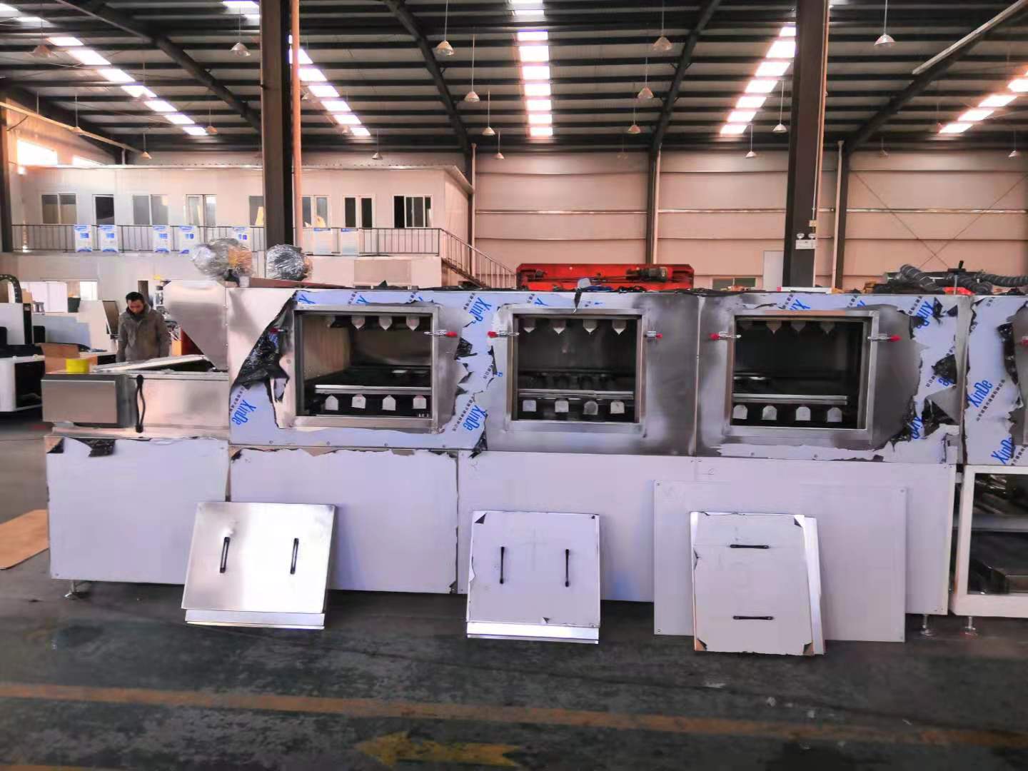 解鎖工業(yè)清洗新效率！噴淋清洗機(jī)，搞定零部件油污除銹難題